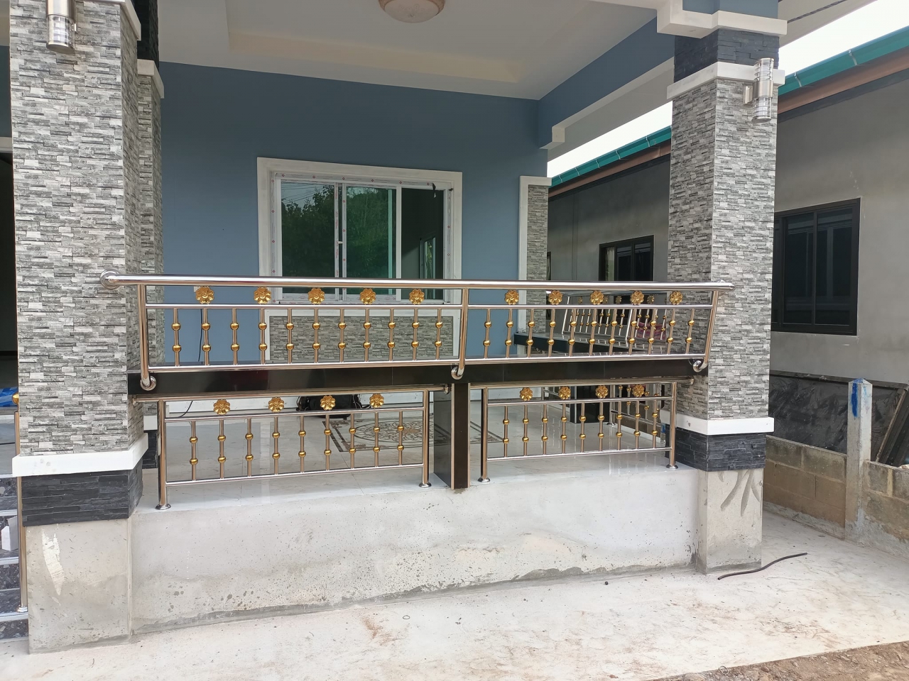 336909986_771931494275411_7288144256767855546_n.jpg - ราวม้านั่งสแตนเลส ระเบียงราวบันไดสแตนเลส | https://พลังชัยสแตนเลส.com