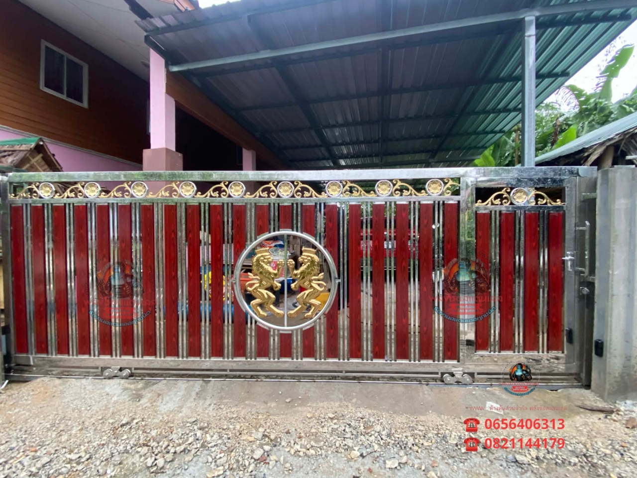 Picsart_25-11-22_19-45-03-547.jpg - ประตูรั้ว ลายสิงโตทองคู่ | https://พลังชัยสแตนเลส.com