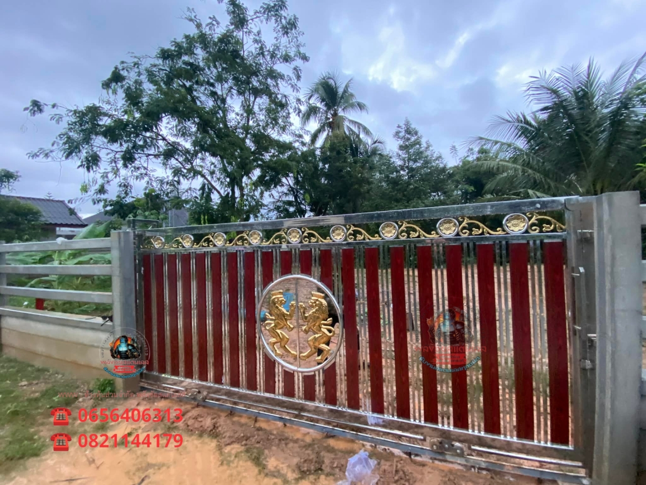 Picsart_25-11-22_19-51-19-348.jpg - ประตูรั้ว ลายสิงโตทองคู่ | https://พลังชัยสแตนเลส.com