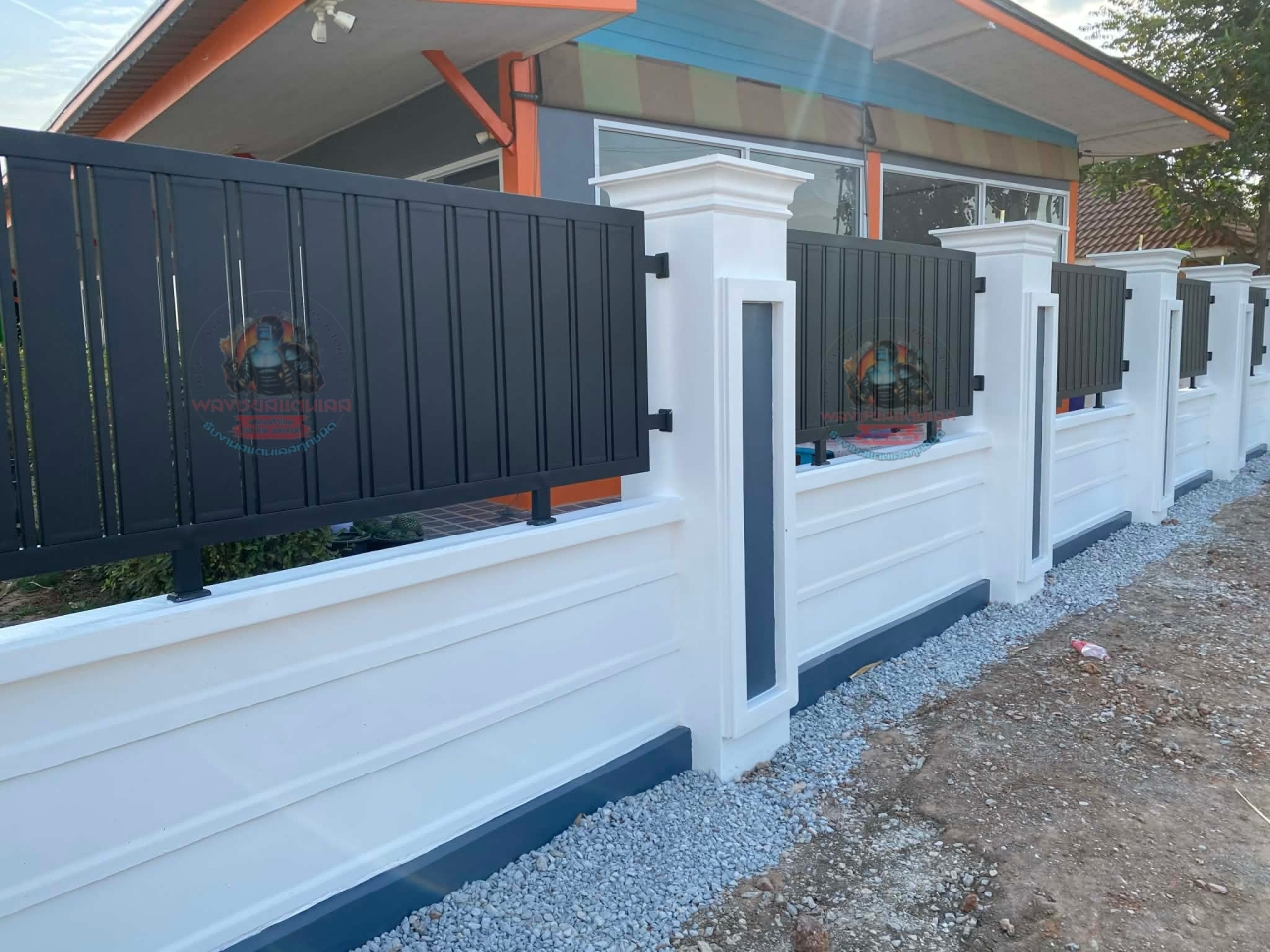 Picsart_26-02-19_21-11-45-199.jpg - ประตูสแตนเลสแท้ เกรด 304 อบPowder Coating สีดำ | https://พลังชัยสแตนเลส.com